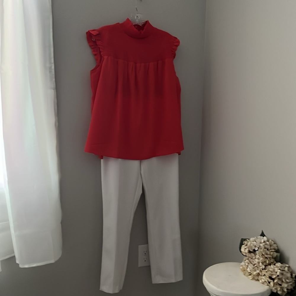 Carolina Belle White Ankle Cropped Pants